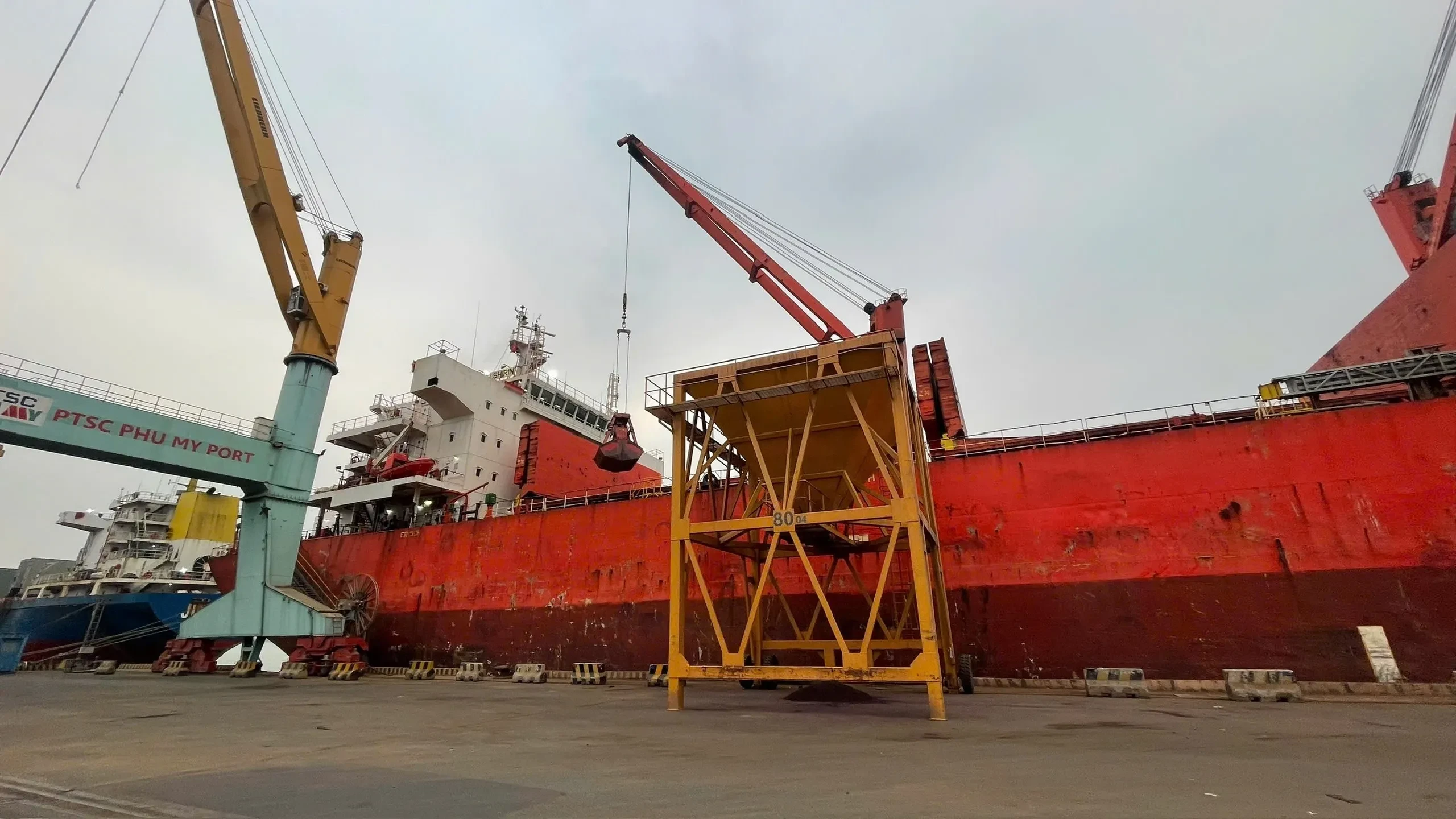 SHIPPING AGENT - 01