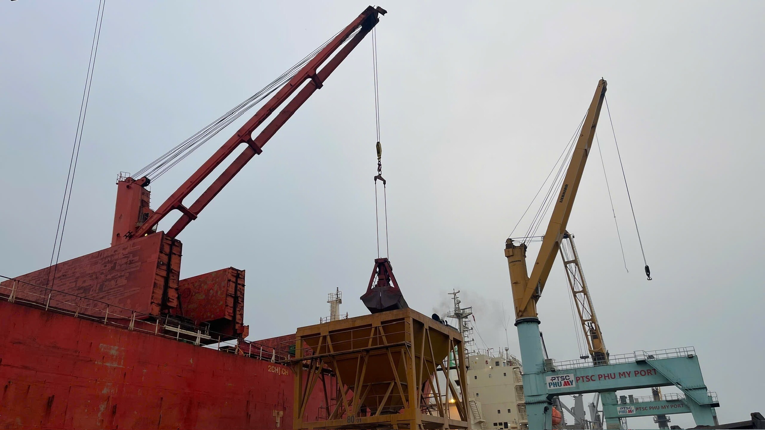 SHIPPING AGENT - 01